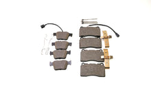 Load image into Gallery viewer, Maserati Ghibli Base brake pads rotors filters service kit 797