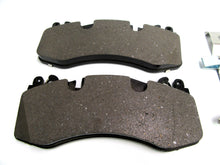 Load image into Gallery viewer, Maserati Quattroporte GTS front brake pads &amp; rotors TopEuro low dust #604