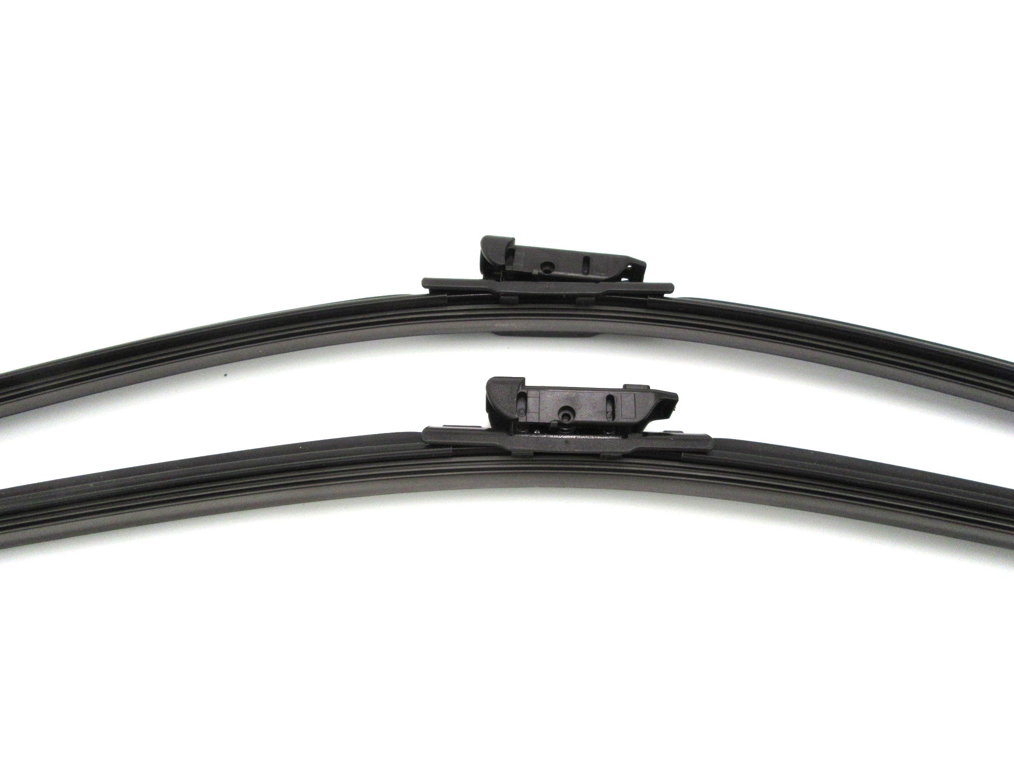 Maserati Ghibli Quattroporte Levante oil air filters wiper blades #579