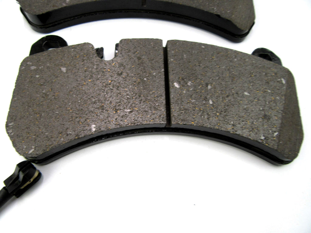 Maserati GranTurismo Gt front brake pads & rotors TopEuro #605 LOW DUST