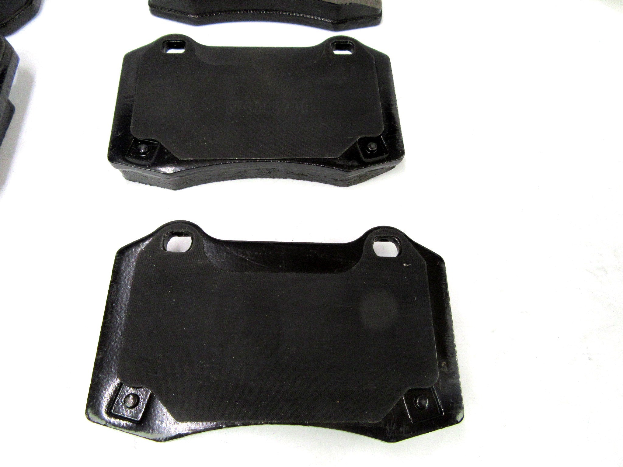 Maserati Ghibli Quattroporte LOW DUST front rear brake pads FREE OIL FILTER #532