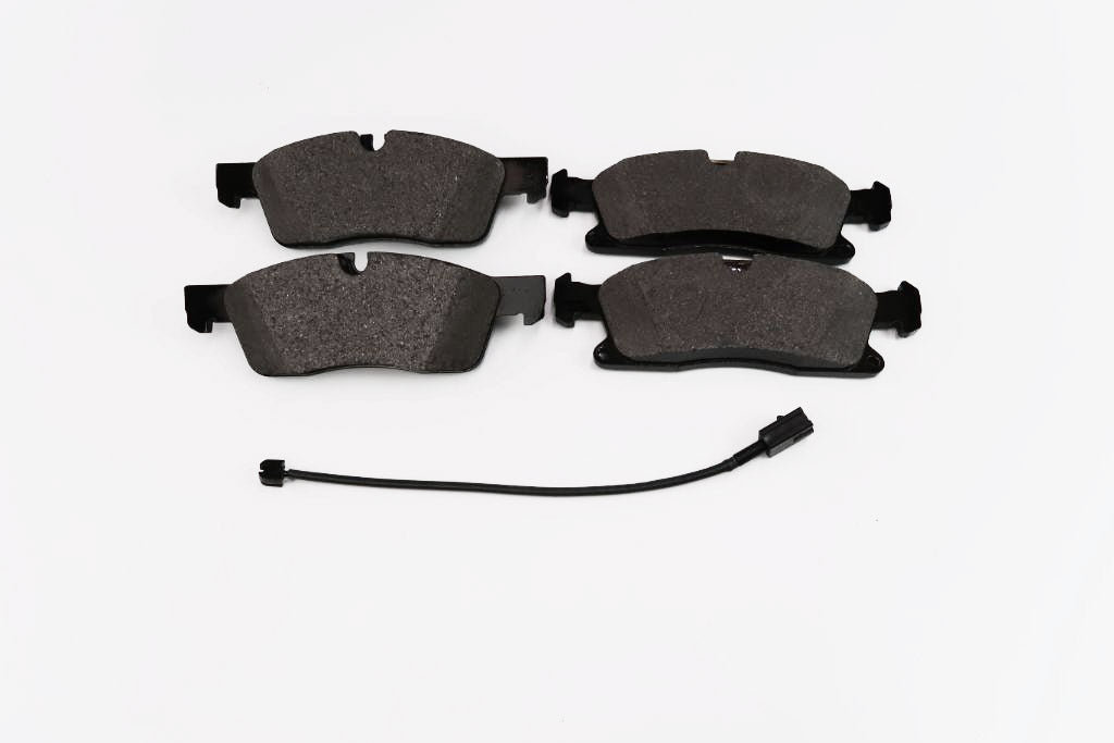 Maserati Levante front rear brake pads 1583