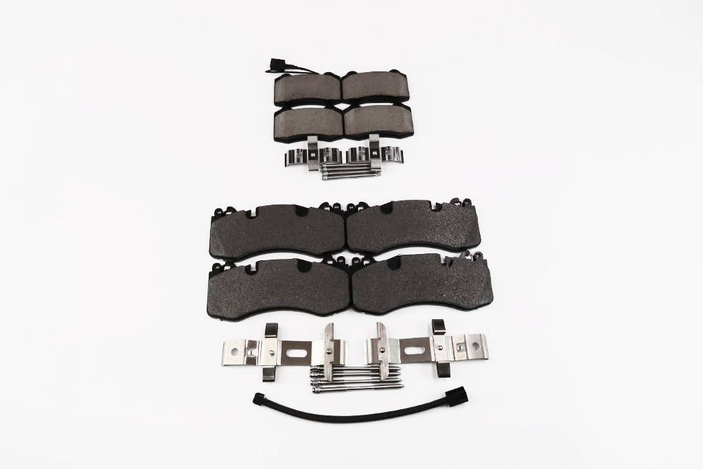 Maserati Quattroporte GTS 3.8 V8 front rear brake pads 1562