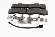 Load image into Gallery viewer, Maserati Quattroporte GTS 3.8 V8 front rear brake pads 1562