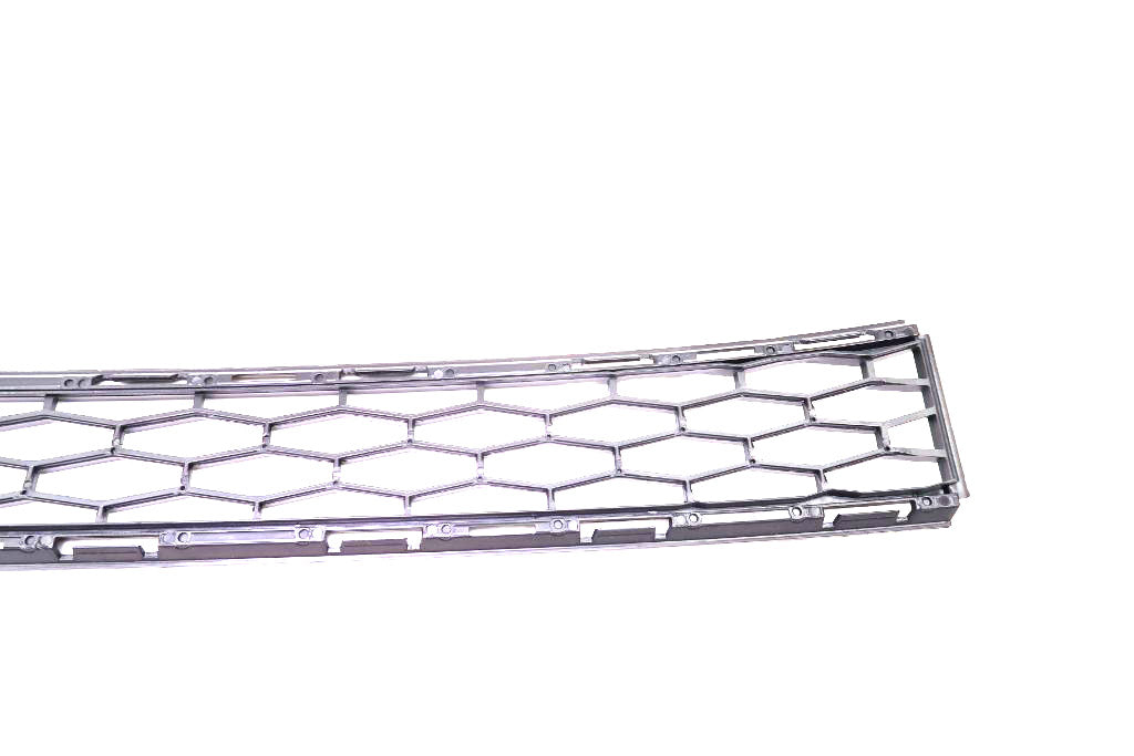 Maserati Ghibli front bumper center grille 759