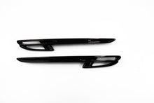 Load image into Gallery viewer, Bentley Flying Spur black left &amp; right fender air vent grill 2pcs #1869