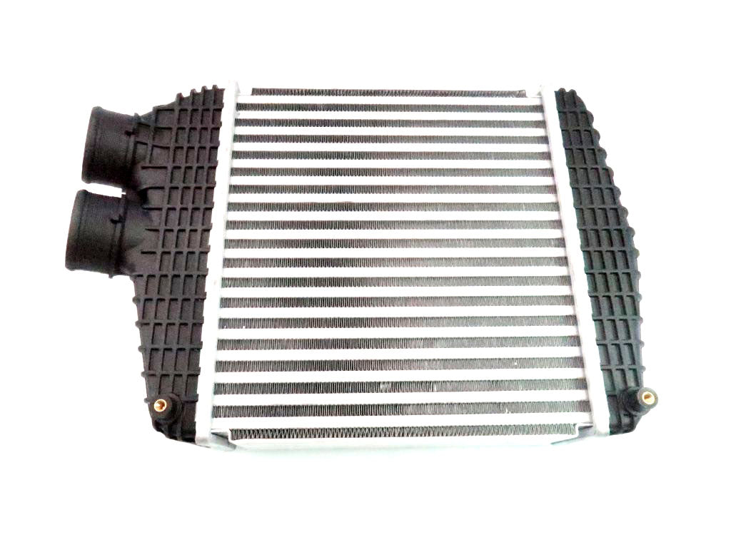 Maserati Ghibli Quattroporte Levante left driver side intercooler 839