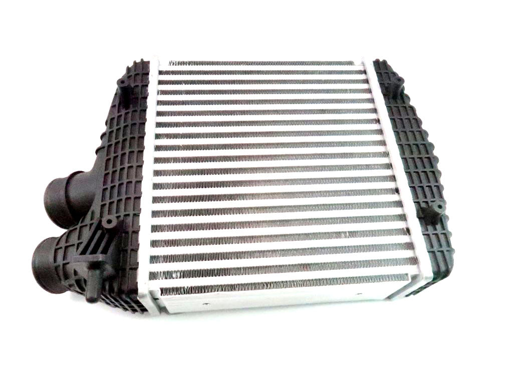 Maserati Ghibli Quattroporte Levante left driver side intercooler 839