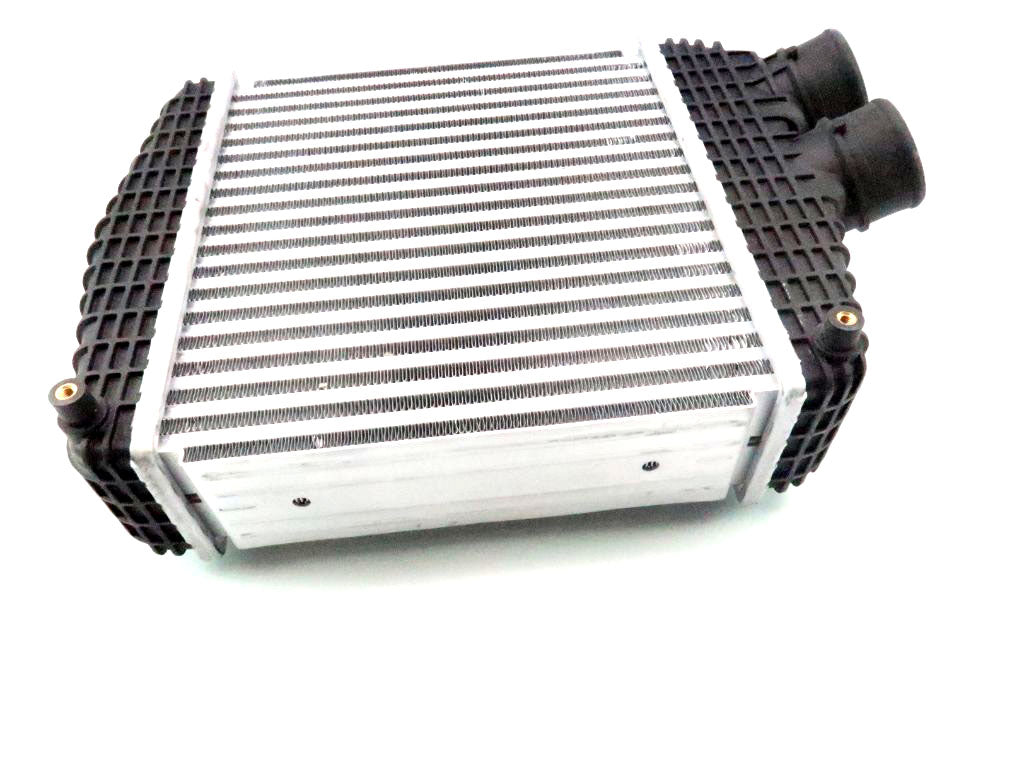 Maserati Ghibli Quattroporte Levante right intercooler 840