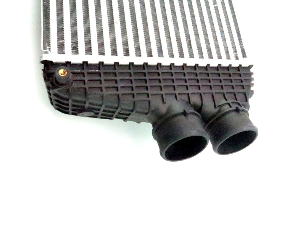 Maserati Ghibli Quattroporte Levante right intercooler 840