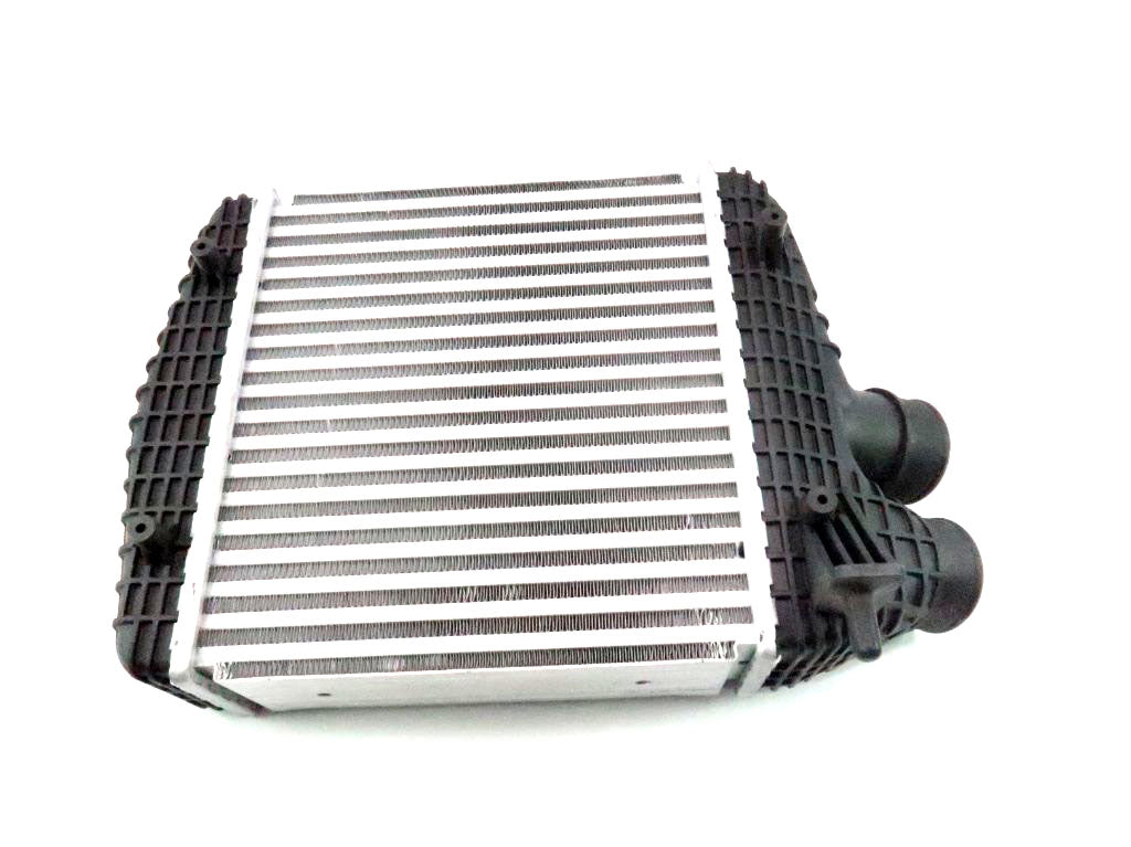 Maserati Ghibli Quattroporte Levante right intercooler 840