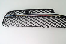 Load image into Gallery viewer, Bentley Continental Flying Spur front bumper grille left &amp; right #1001