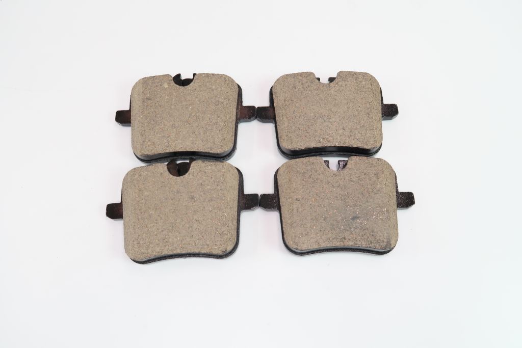 Rolls Royce Cullinan rear brake pads & rotors TopEuro #1156