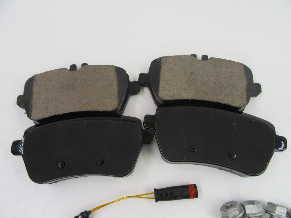 Mercedes S class S550 front and rear brake pads 670